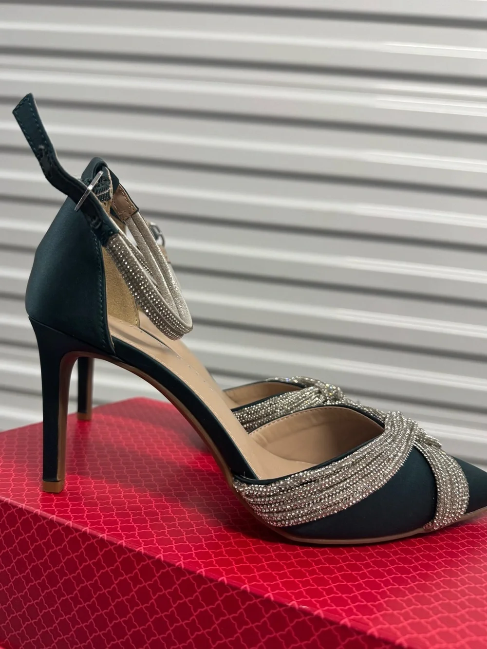 Like New Kelly & Katie Green/Blue satin heels with silver rhinestone bow detail